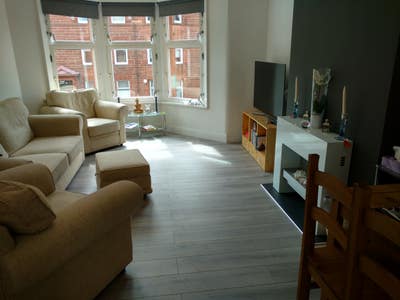 Double rooms in Shawlands. &pound;650 per month  Main Photo