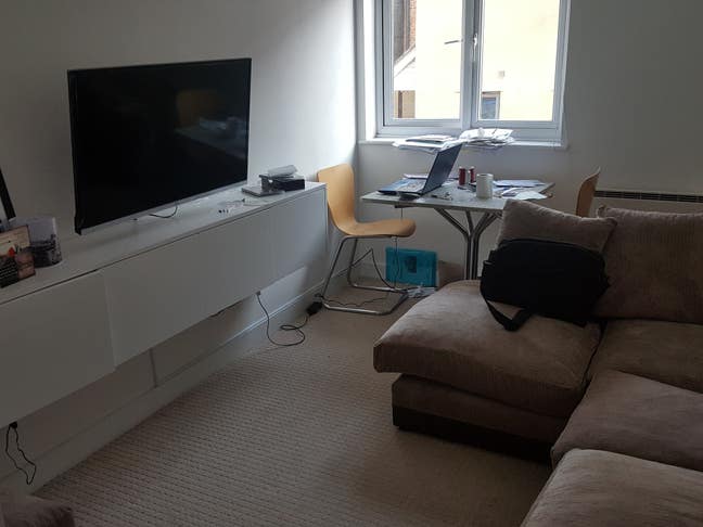 Self contained 1 bedroomed flat Main Photo