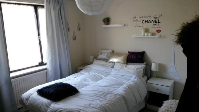 Lovely Double Bedroom   Main Photo