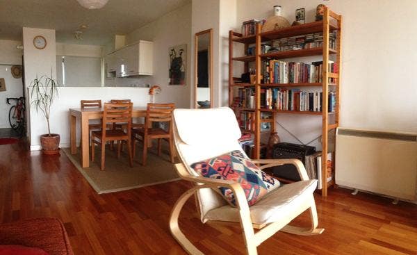 Flatshare in Stoke Newington, Zone 2 Main Photo