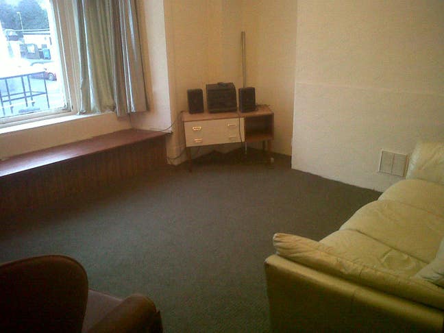 2 Bedroom Flat Fairlie Main Photo