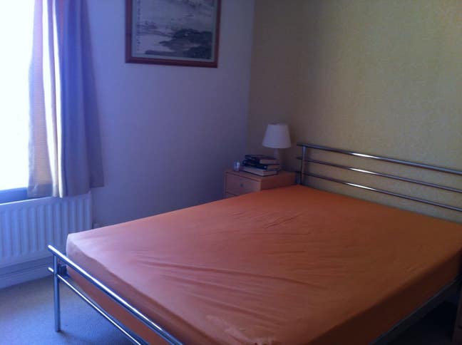 Double Room To Let Main Photo