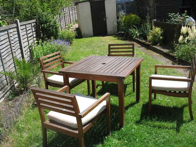 Lovely bright spacious Dbl sunny garden cleaner   Main Photo