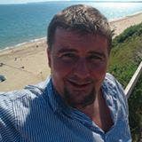 Professional male seeks a room to rent Main Photo