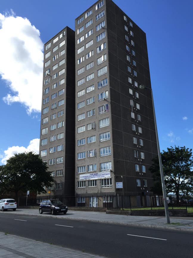 2 BED flat in L8  6AG - Close to City Centre Main Photo