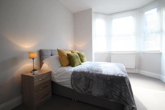 **Double Ensuite Rooms** Cranmer Street Main Photo