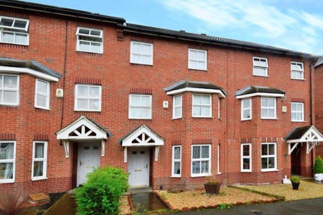 Spacious En-Suite | All Bills Included | Parking Main Photo