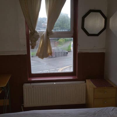 Room to let  Main Photo