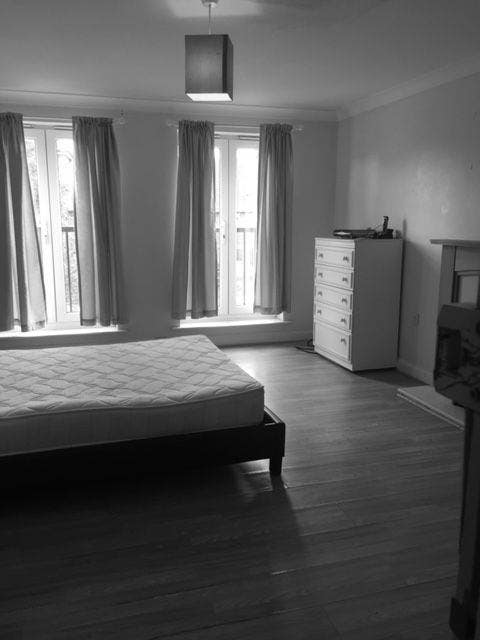 Double Room in the Hatfield Business Park Main Photo