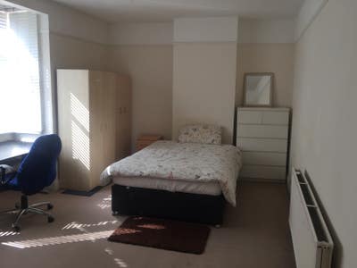 Double Bedroom To Let Main Photo