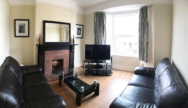 Victorian House Share in Newton Abbot Main Photo