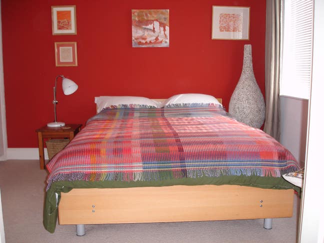 Double room with own shower - short let Dalston Main Photo