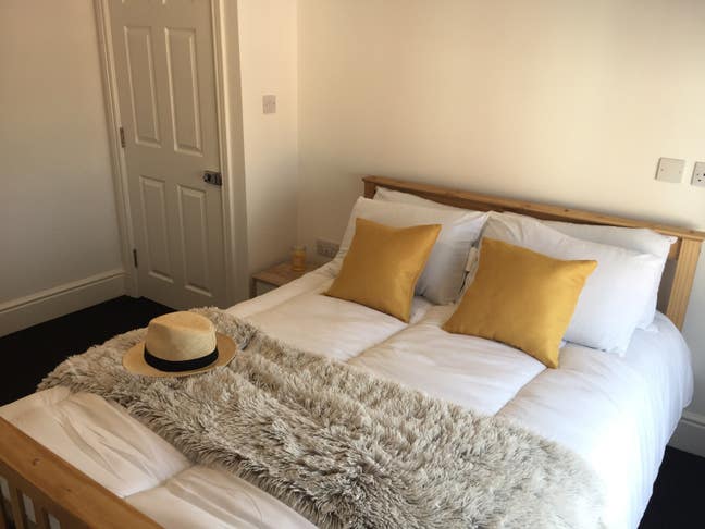 Beautiful Room Main Photo