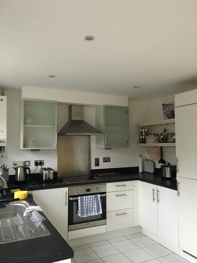Spacious Double room  Main Photo