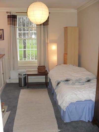 Single Room in Victoria Park E9 Main Photo