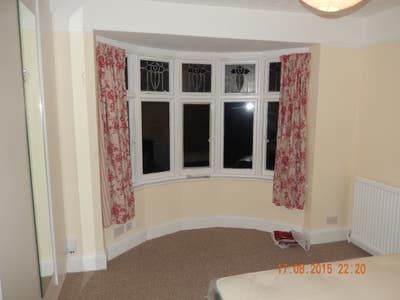 Large Double Room in Beatifully Finished House Main Photo