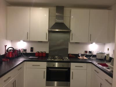 Stunning Extra Large Double Room Available Main Photo