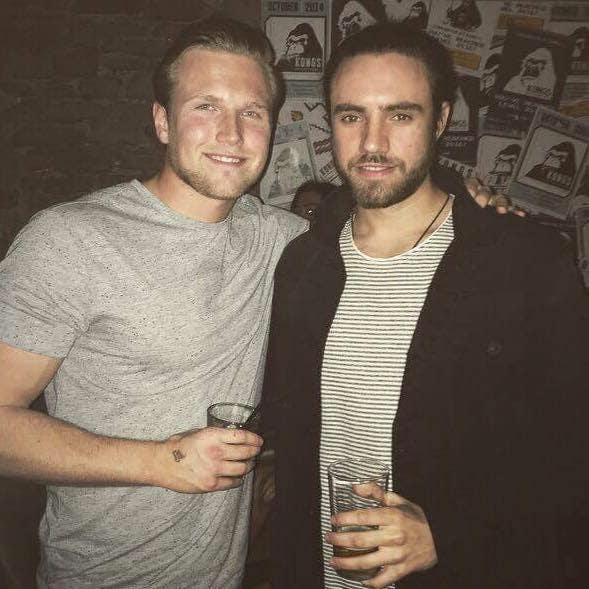 Sociable 27 M professional looking for a house! Main Photo