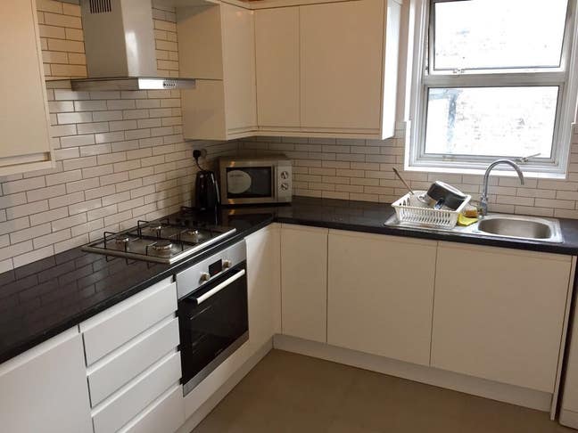 Lovely Single Room  in  Leyton-Bills Inclusive 😍 Main Photo