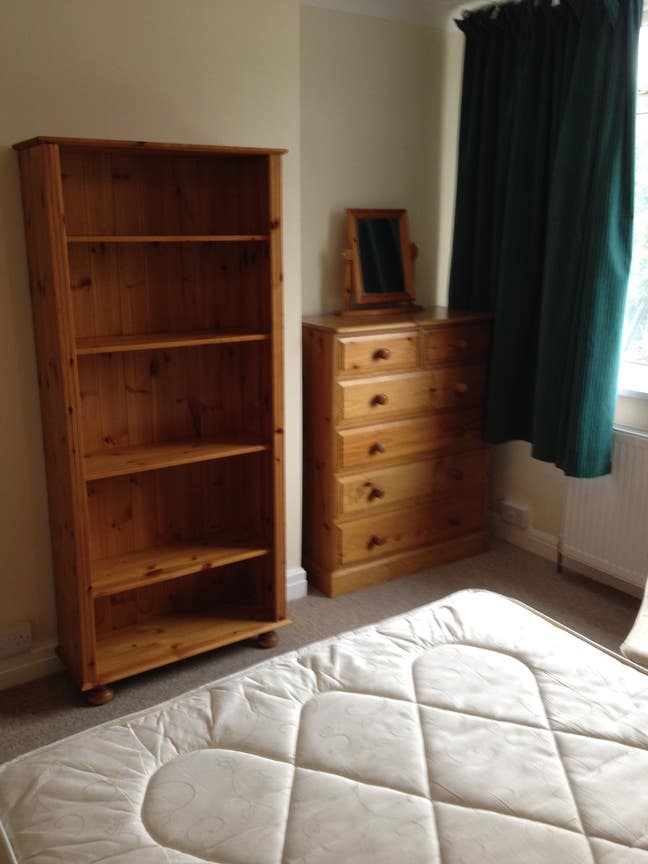 ***Large Double Room*** Main Photo