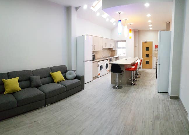 Fantastic House -luxury ensuite Rooms 🏡🔑 Main Photo