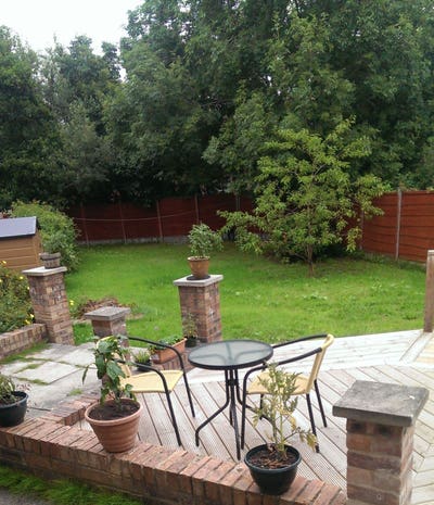 Comfortable room in a friendly, quiet shared house Main Photo