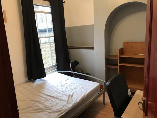 Handsome Double Room Zone 2  Main Photo