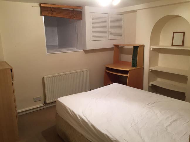 Great Room Central Guildford Main Photo