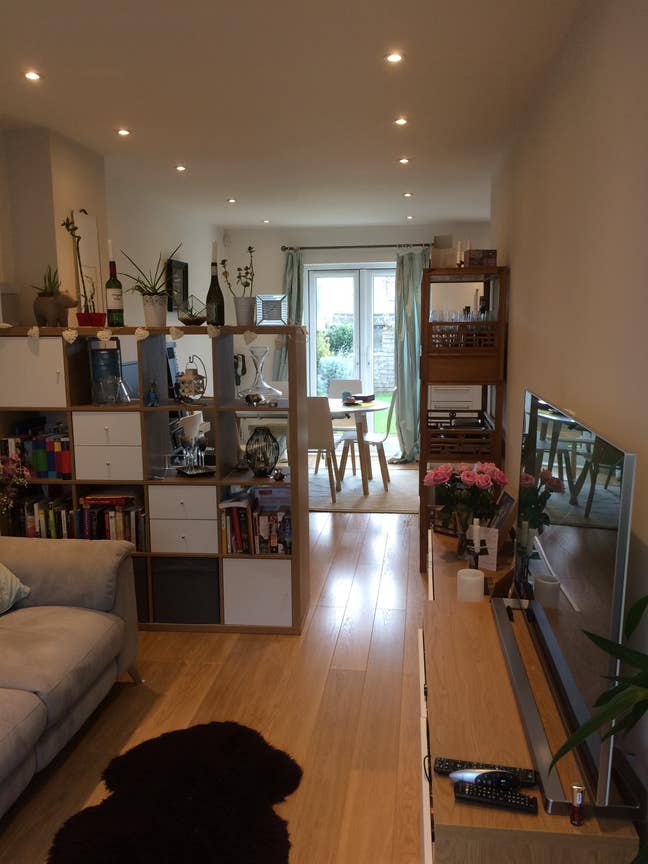 Double en-suite  room in house central Reading Main Photo