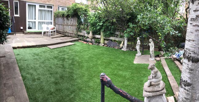 Beautiful double room near east croydon station Main Photo