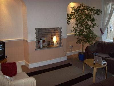 Professional or mature student flat share Main Photo