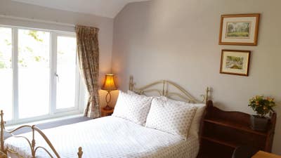 Quiet & Bright Room Main Photo