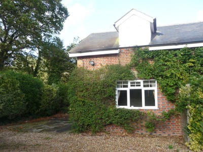 One-bedroom cottage to rent in rural setting Main Photo