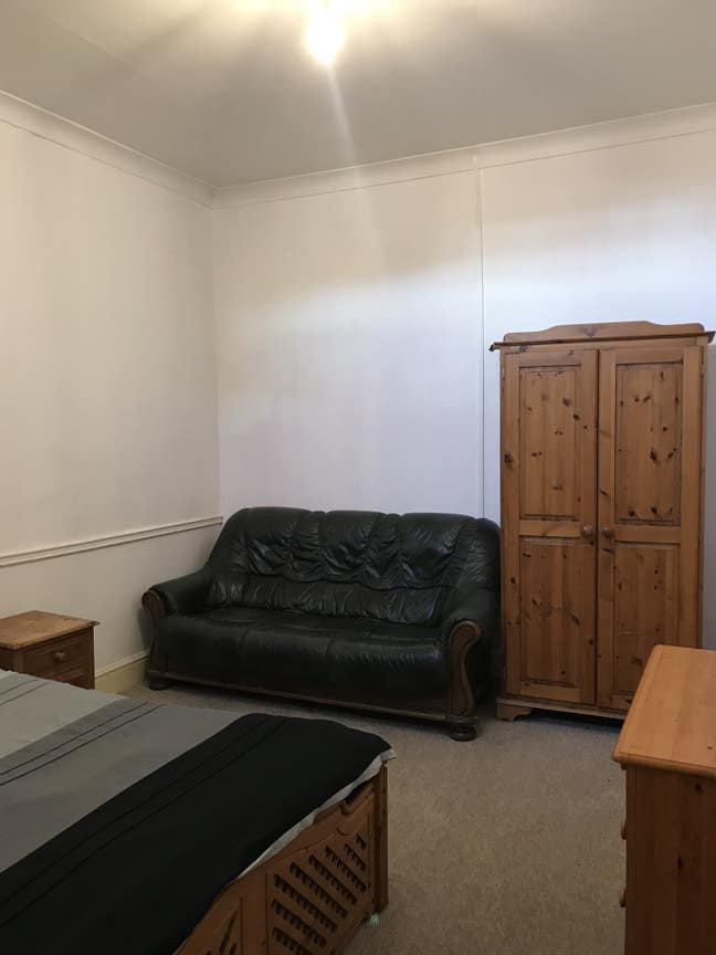 Rooms to let Main Photo