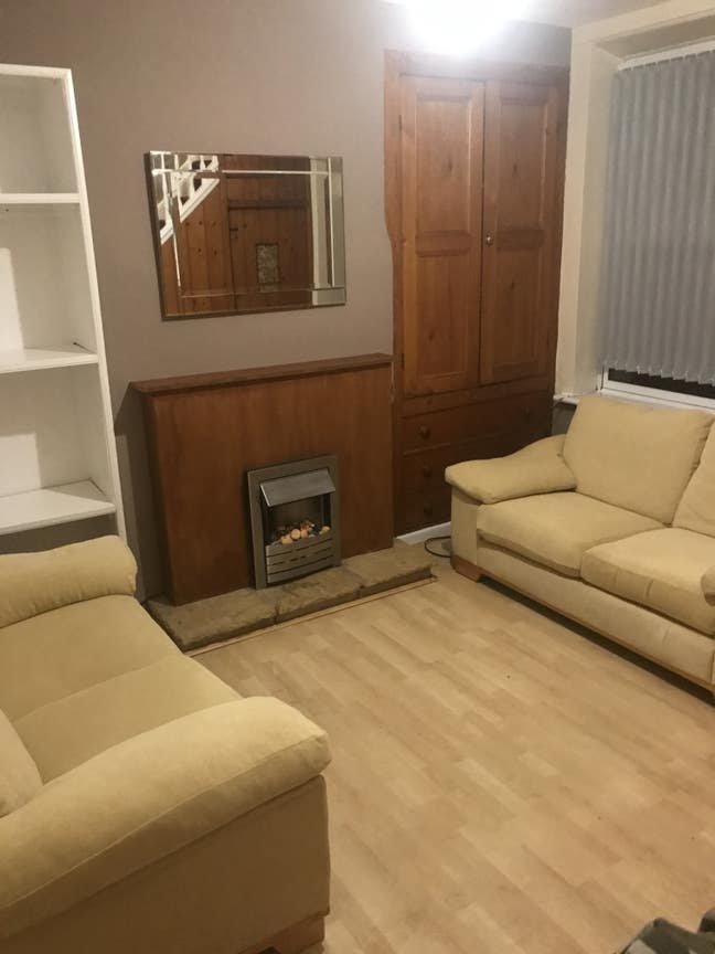 Newly refurbished house in great location Main Photo
