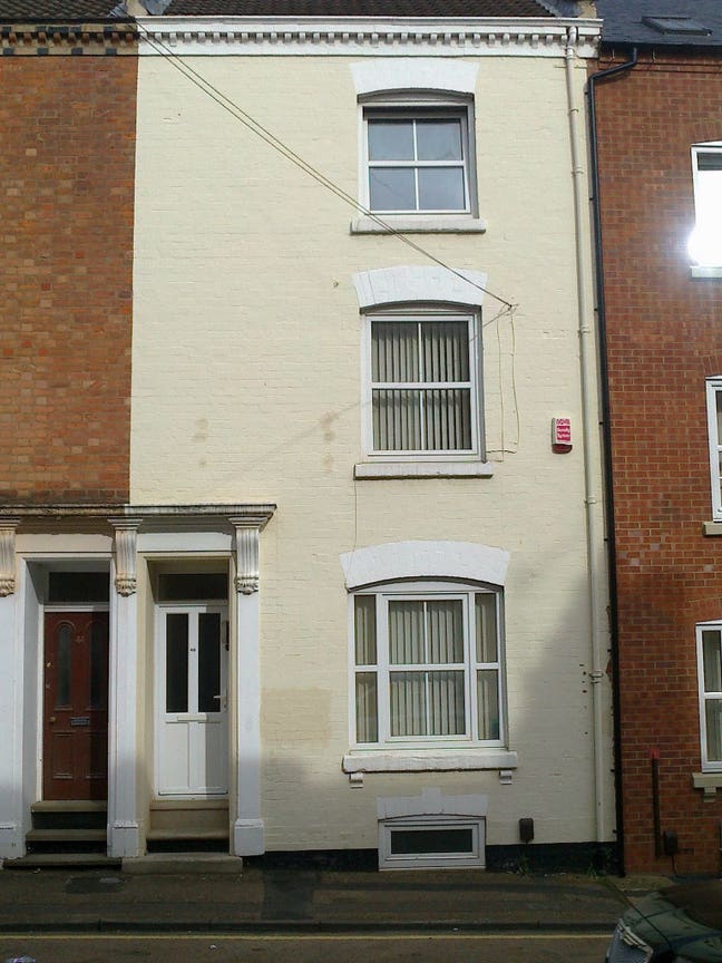 Smart, townhouse. Main Photo