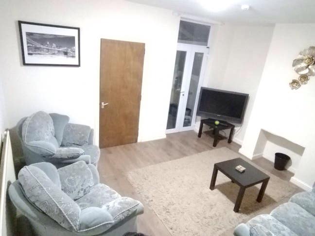 Double Room Fully Furn- All Bills Included  Main Photo