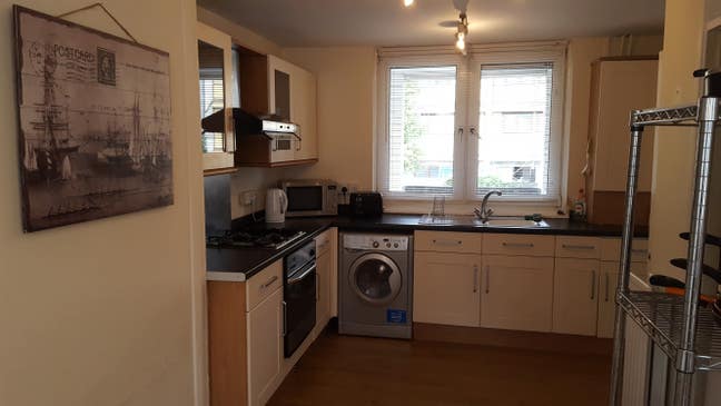 Spacious 3 Bed Maisonette  Main Photo