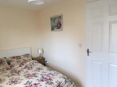 Double room near Duloch, airport, QM Hospital Main Photo