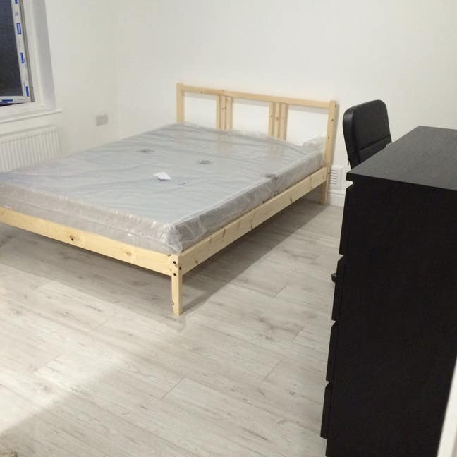 En suite room available Main Photo