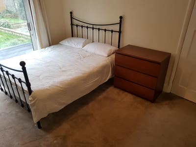 Large Furnished Double room in Northgate Main Photo