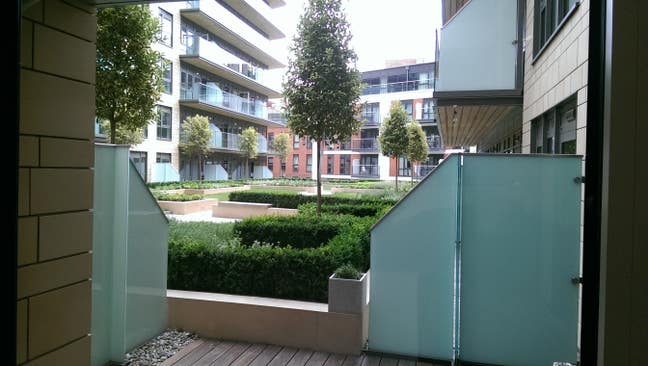 Ealing Broadway Double Room Main Photo