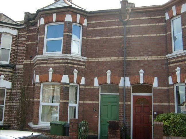 Beautiful 5 Bedroom House, Near City Centre Main Photo