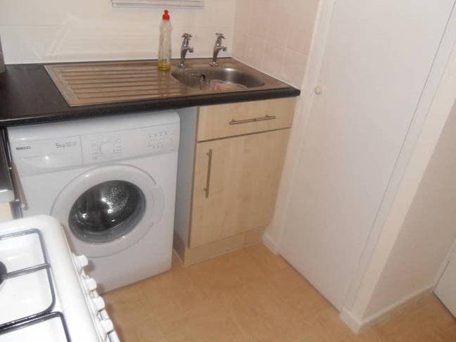 One bedroom flat in Walthamstow Main Photo