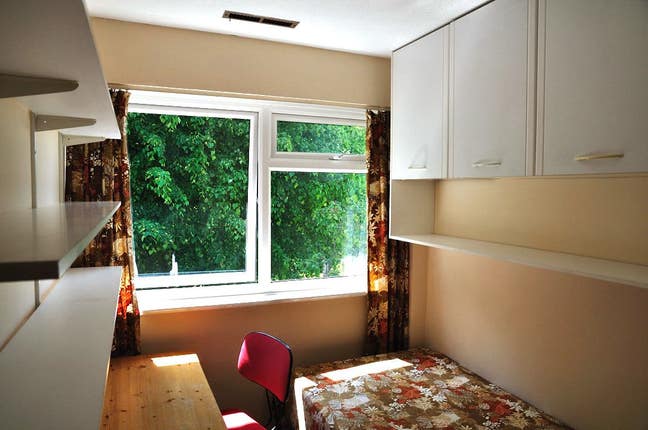 Richmond - Ham: Sunny Single Room Main Photo