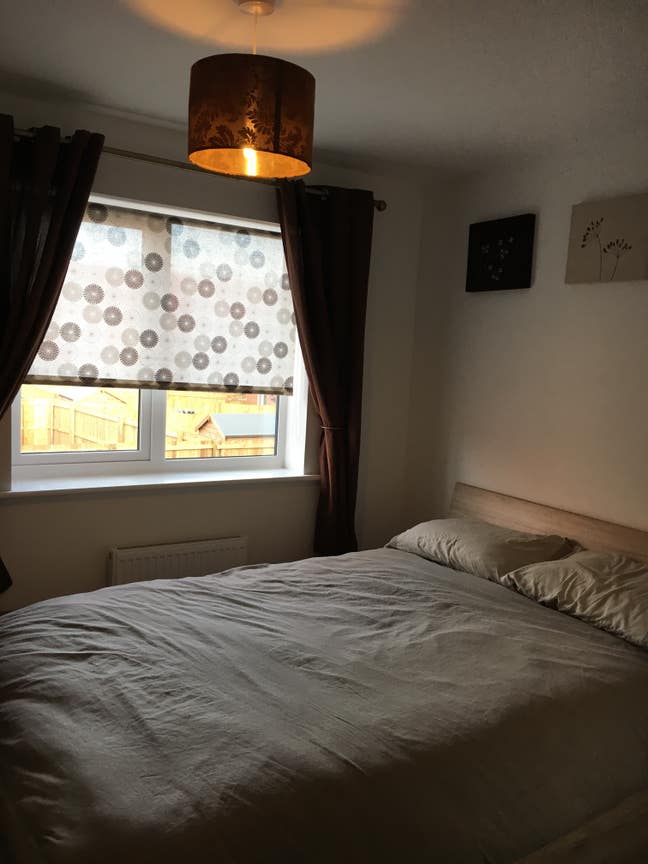 Lovely double room in new house  Main Photo