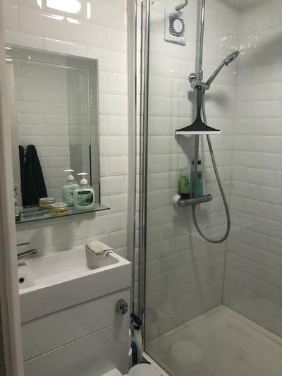 Perfect Double Room in lovely apartment Main Photo