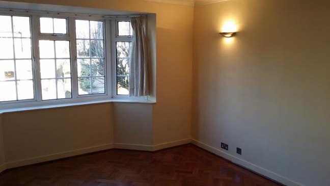 1 Bedroom self-contained flat Main Photo