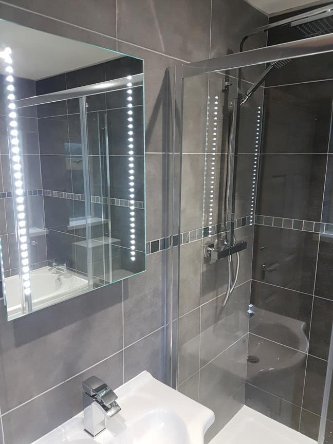 Double Room close to city centre - flexible terms Main Photo