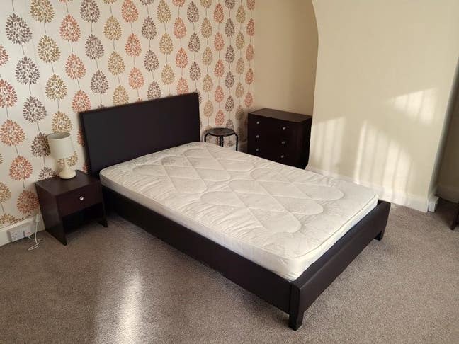 Double Bedroom in Bebington / Wirral Main Photo